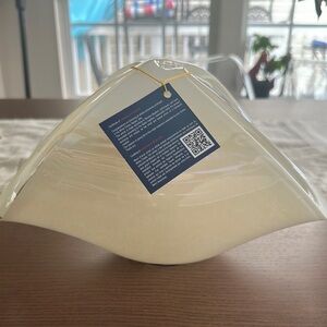 Murano Glass Art - Elegant Cream Sculpture